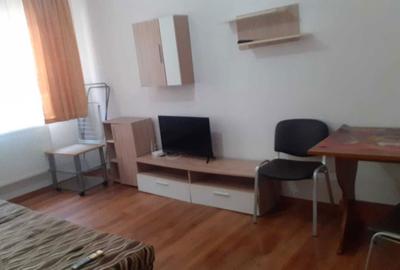 Garsonieră semidecomandată în 6 Vânători - 1