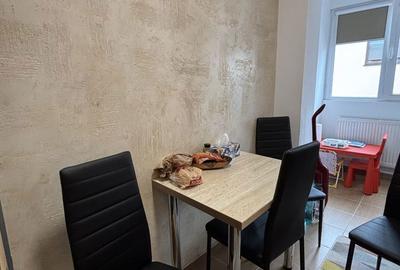 Apartament cu 2 camere decomandat în Central - 4