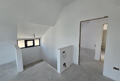 VILA DEOSEBITA SECTOR 1 ZONA BUCURESTII NOI - STRAULESTI NORD - 22
