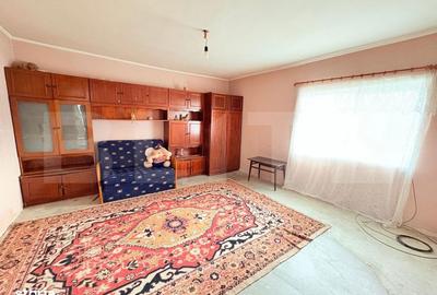 Casă cu 2 camere cu Teren 5000 Mp în Central