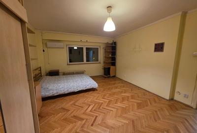 Piata Muncii, Decebal, 10 minute metrou, chiar pe Agricultori, - 4