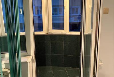 Inchiriez apartament 3 camere Decebal Piata Alba Iulia - 2