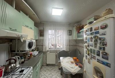 Apartament cu 3 camere semidecomandat în Central - 12