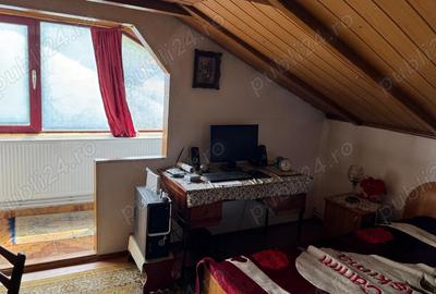 Casă cu 3 camere cu Teren 2037 Mp în Vulcan - 4