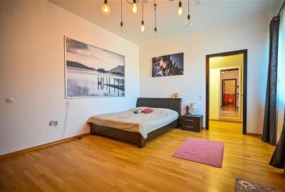 Resedinta distincta, mobilata cu rafinament, pe 1.000 mp teren, Central, Sacele, Resedinta distincta, mobilata cu rafinament, pe 1.000 mp teren, Central, Sacele, - 44