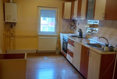 Apartament 3 camere pe Aleea Cibinului, Resita - 5