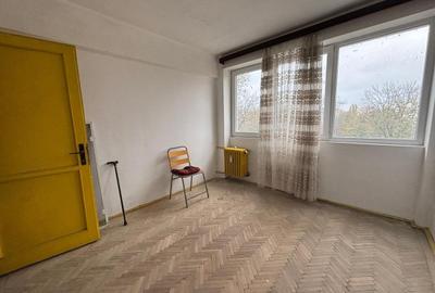 Apartament cu 3 camere în Titan - 1