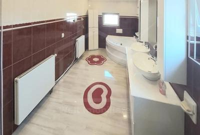 Casă individuală cu 6 camere cu Canalizare în Zorilor - 16