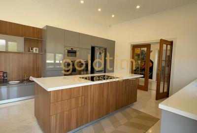 VILA INDIVIDUALA/PIPERA/TEREN 2000mp/GARAJ/SEMINEU/LUXOASA SI LUMINOASA - 24