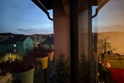 Apartament cu 3 camere semidecomandat în Progresul - 10