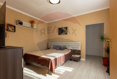 Casa SPATIOASA de vanzare in zona semicentrala - 13