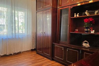 Apartament cu 4 camere decomandat în Dorobanți - 1