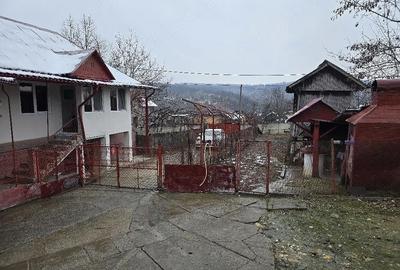 Casă cu 3 camere cu Teren 1312 Mp în Central - 3