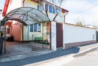 Casă cu 6 camere cu Teren 253 Mp în Central - 1