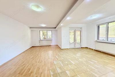 Casa practica, cu curte ?i parcare, in zona centrala - Parcul Carol - 13