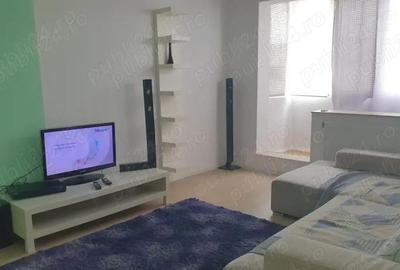 Garsonieră decomandată în Titan - 2