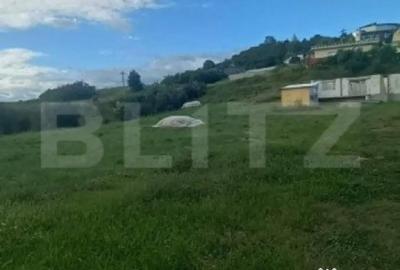 Teren de 1400 mp, în Central - 5