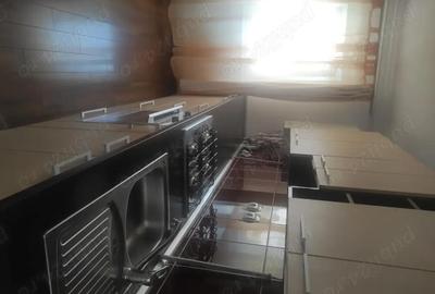 Apartament cu 3 camere decomandat în Central - 13