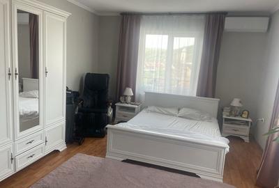 Apartament cu 3 camere decomandat în Central - 4