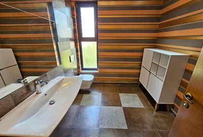 Inchiriez casa strada Brizei - 1