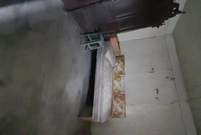 Casă cu 3 camere cu Teren 2640 Mp în Meri - 1