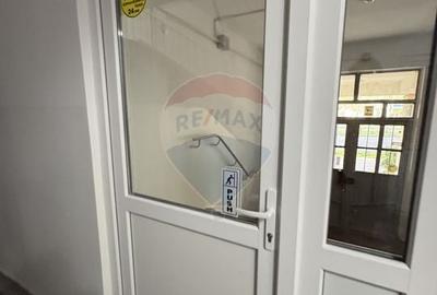 Apartament cu 2 camere decomandat, mobilat în Central - 15