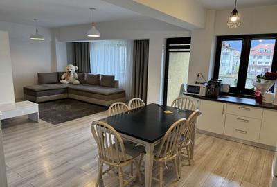 Apartament de 3 camere -Tractorul - 1