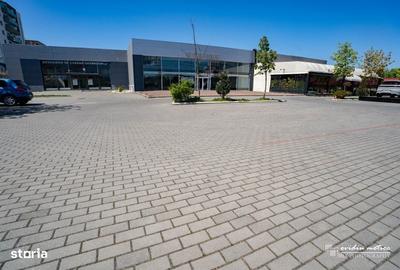 Spațiu comercial, de 1,000 mp, în Central - 4