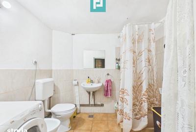 Casă cu 10 camere cu Teren 503 Mp în Central - 18