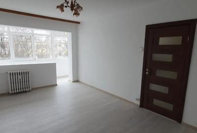Apartament cu 2 camere semidecomandat în Vest