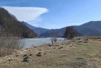 Teren de 2800 mp, în Călinești - 11