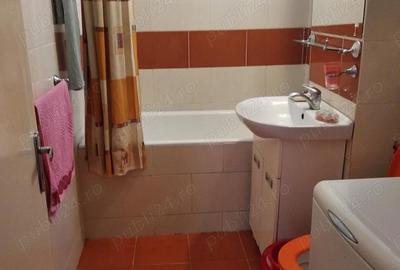Apartament cu 2 camere semidecomandat în Dărmănești