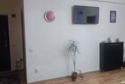 Vand apartament 3 camere mobilat cu parcare - 7