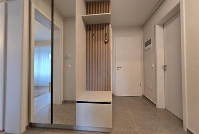 Apartament cu 2 camere decomandat, mobilat în Tractorul - 11