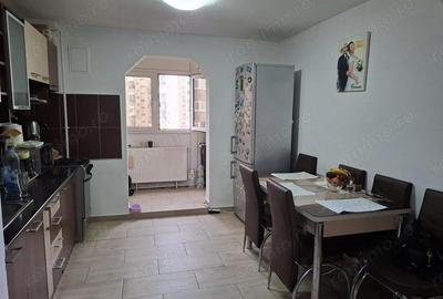 De vanzare Apartament 2 camere Pacii - 3