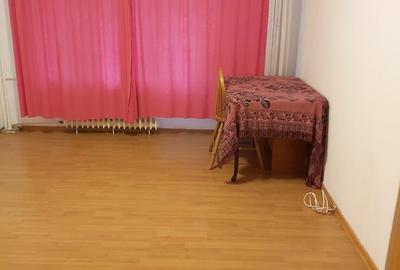 Garsonieră decomandată în Ozana - 1