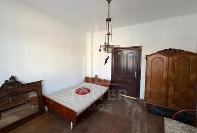 Casă individuală cu 4 camere cu Canalizare în Central - 16