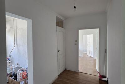 Apartament cu 2 camere semidecomandat în Central - 2