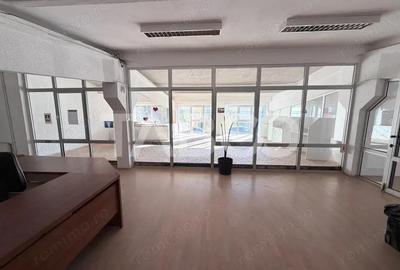 Spațiu comercial, de 220 mp, în Piața Cluj - 5