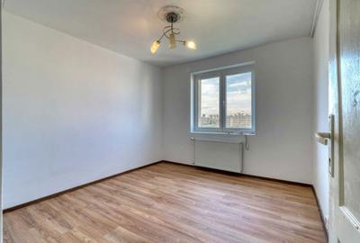 Apartament cu 3 camere decomandat în Central - 3