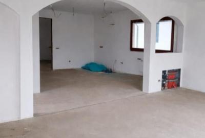 Casă cu 3 camere cu Teren 5000 Mp în Tăuții-Măgherăuș - 3