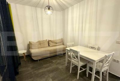 Apartament cu 3 camere decomandat, mobilat în Central