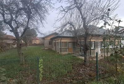 Casă cu 6 camere în Pârscov - 8