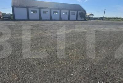 Spațiu comercial, de 370 mp, în Central - 4