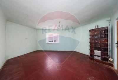 Corp de casa cu 2 studiouri independente, ideal pentru regim hotelier - 14