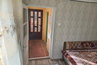 Inchiriez casa la Cornu 2 sau 3 camere - 2