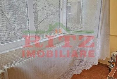Apartament cu 3 camere decomandat în Central - 4