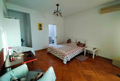 Apartament cu 2 camere semidecomandat în Romană
