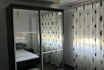 Apartament 2 Camere - Metrou 1 Decembrie 1918 - Loc De Parcare
