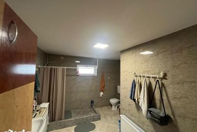 Casă cu 4 camere cu Teren 642 Mp în Central - 7
